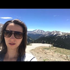 Meet your Posher, Jocelyn